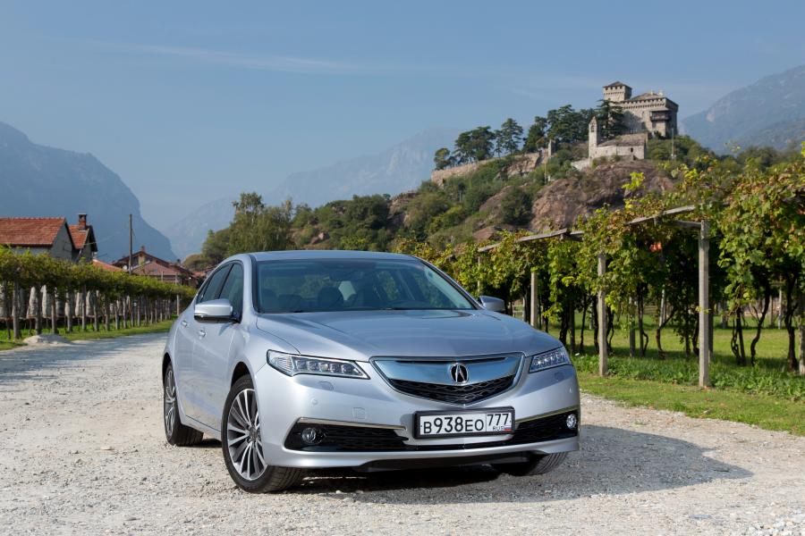  Acura TLX 3.5L V6 SH-AWD 2014 года  (CIS) (фото 8 из 13)
